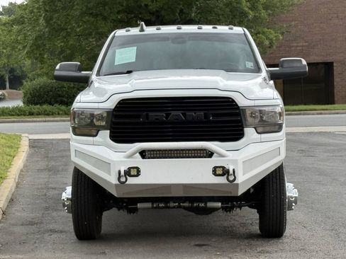 Used 2021 RAM 3500 Big Horn w/ Night Edition AWD/4WD image 5