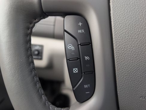 Used 2017 Buick Enclave Leather FWD image 22