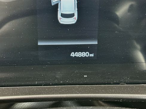 Used 2025 Kia Telluride S FWD image 19