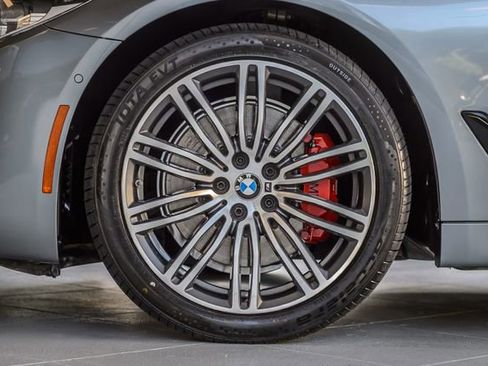 Used 2017 BMW 540i xDrive AWD/4WD image 12