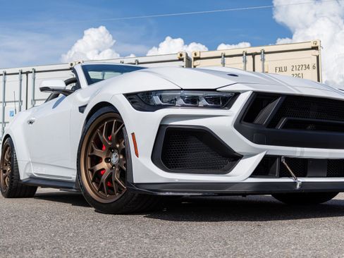Used 2024 Ford Mustang GT Premium w/ GT Performance Package RWD image 18
