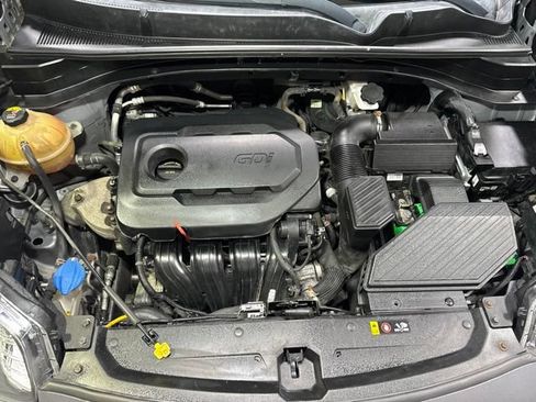 Used 2017 Kia Sportage LX FWD image 4