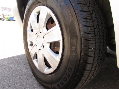 Used 2002 Dodge Caravan SE image 18