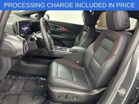 Used 2024 Chevrolet Equinox EV RS FWD image 3