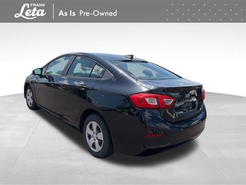 Used 2018 Chevrolet Cruze LS FWD image 4