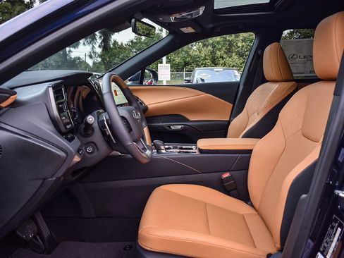 New 2026 Lexus RX 350h image 17