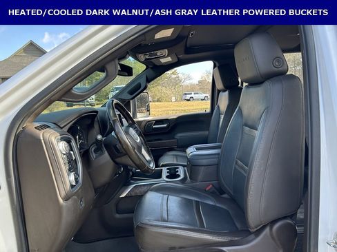 Used 2022 GMC Sierra 3500 Denali image 5