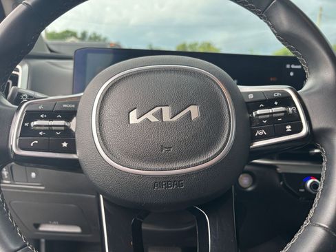 Used 2024 Kia Sorento S AWD/4WD image 30