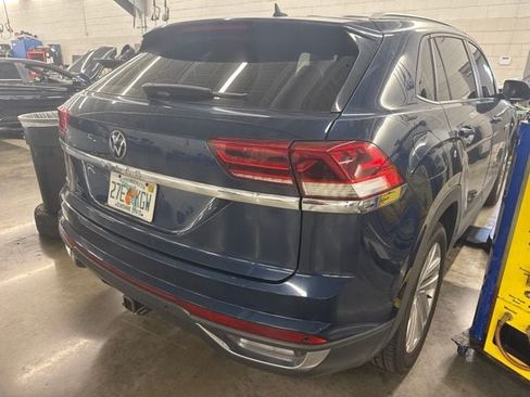 Used 2020 Volkswagen Atlas Cross Sport SE w/ Towing Package FWD image 11