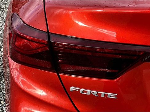 Used 2023 Kia Forte LXS image 28