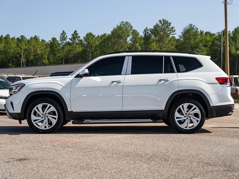 Used 2021 Volkswagen Atlas SE w/ Panoramic Sunroof Package FWD image 5