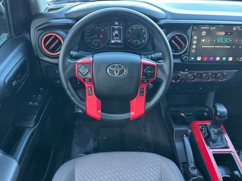 Used 2022 Toyota Tacoma SR AWD/4WD image 17
