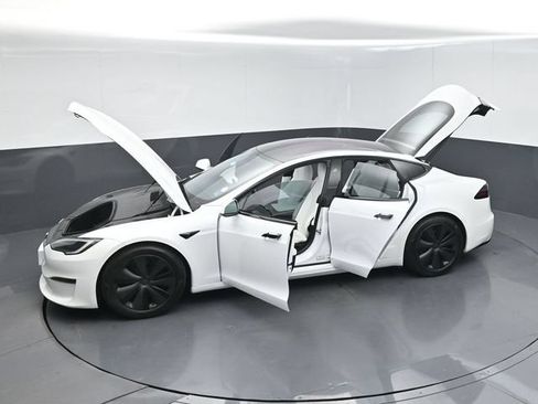 Used 2023 Tesla Model S Standard Range AWD/4WD image 58