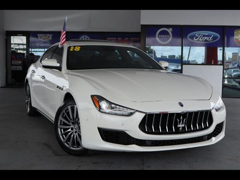 Used 2018 Maserati Ghibli image 1