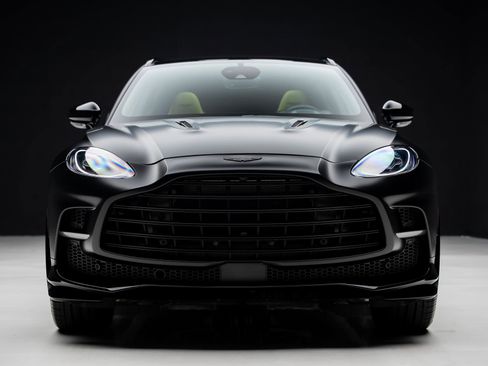 Used 2023 Aston Martin DBX 707 image 8