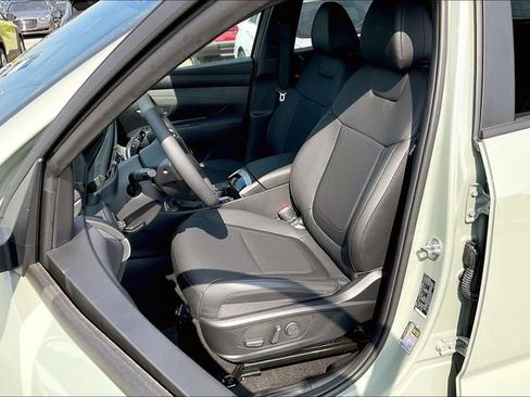 New 2025 Hyundai Santa Cruz SEL image 9