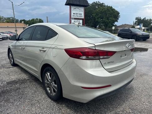Used 2017 Hyundai Elantra SE FWD image 7