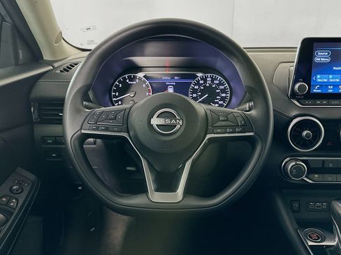 Used 2024 Nissan Sentra SV image 17