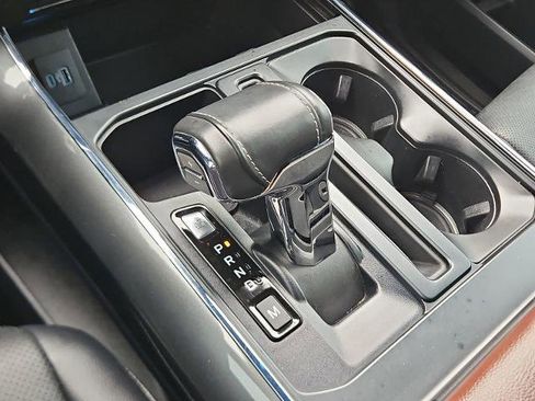 Used 2021 Ford F150 Lariat image 15