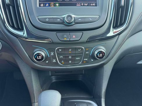 Used 2023 Chevrolet Equinox RS AWD/4WD image 31