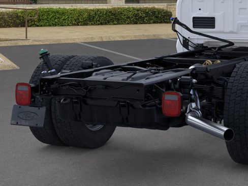 New 2026 Ford F550 XL image 21