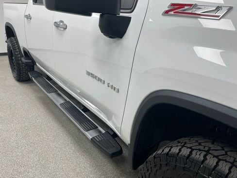 Used 2022 Chevrolet Silverado 3500 LTZ w/ LTZ Plus Package AWD/4WD image 11