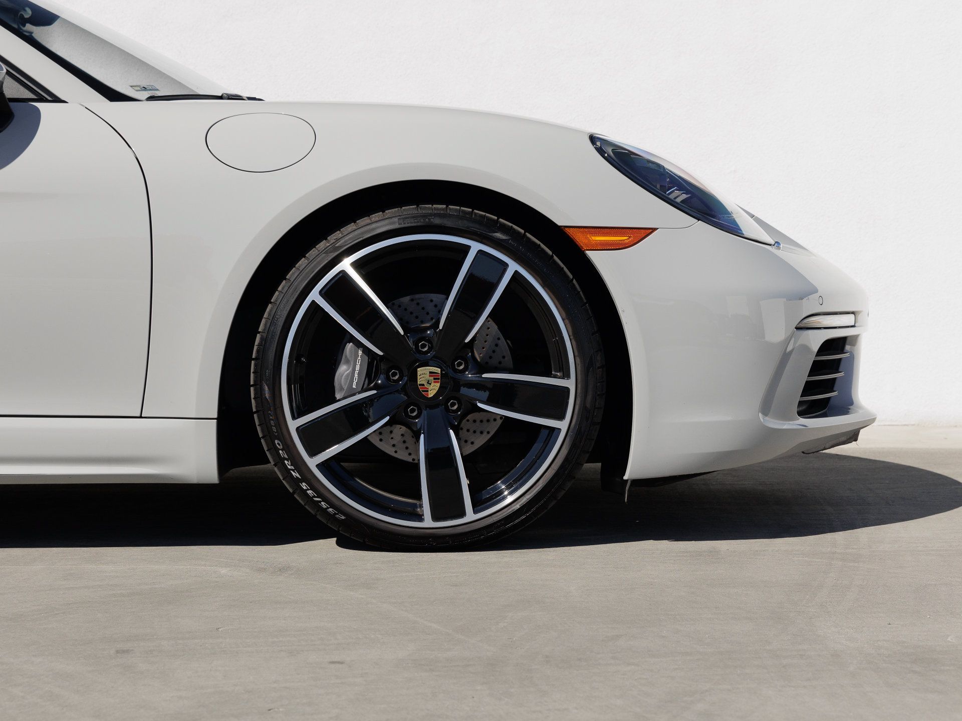 Certified 2025 Porsche 718 Cayman RWD image 11