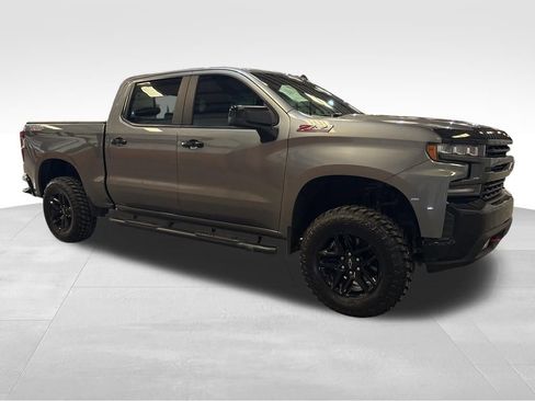 Used 2020 Chevrolet Silverado 1500 LT Trail Boss w/ LPO, Dark Essentials Package image 6