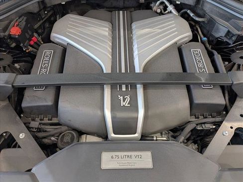 Used 2024 Rolls-Royce Cullinan image 23
