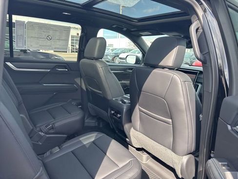 New 2026 GMC Acadia Elevation w/ Super Cruise Package AWD/4WD image 39