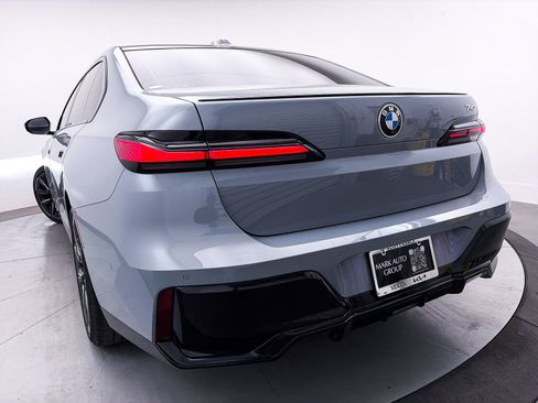 Used 2023 BMW 740i w/ Executive Package RWD image 19