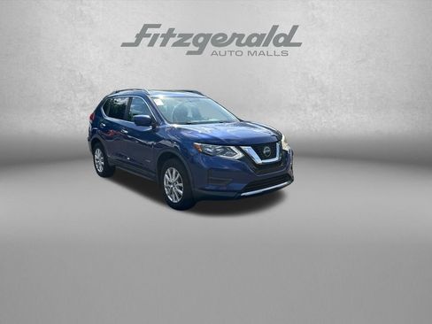 Used 2018 Nissan Rogue SV w/ Premium Package AWD/4WD image 1