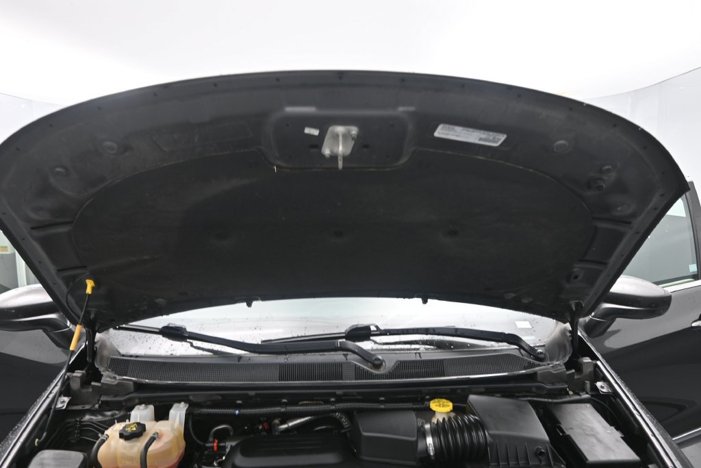 Used 2017 Chrysler Pacifica Touring-L Plus FWD image 39