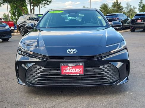 Used 2025 Toyota Camry LE FWD image 5