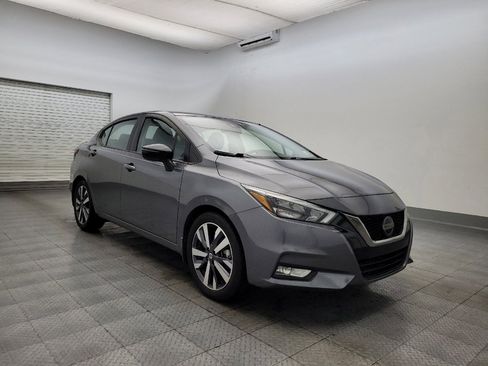 Used 2021 Nissan Versa SR w/ Convenience Package image 13