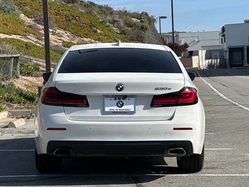 Certified 2023 BMW 530e 530e w/ Convenience Package image 9