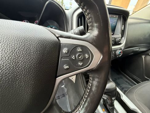 Used 2021 Chevrolet Colorado LT image 31
