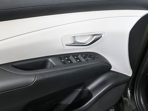 New 2026 Hyundai Tucson SEL image 17