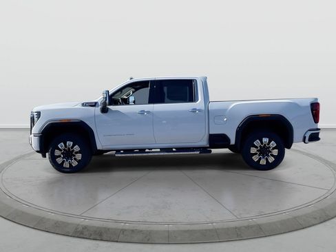New 2026 GMC Sierra 2500 Denali w/ Technology Package AWD/4WD image 7