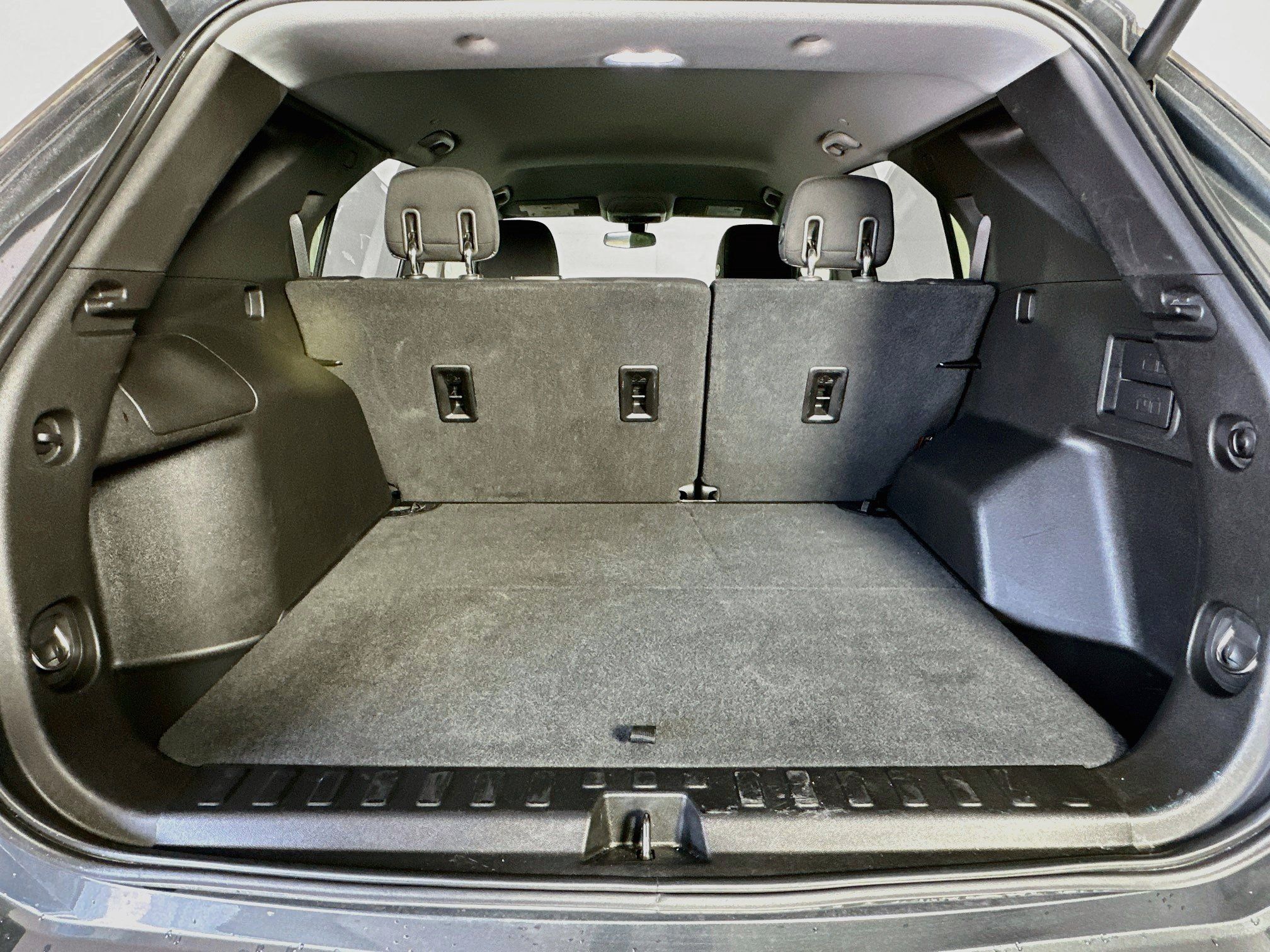 Used 2019 Chevrolet Equinox LT FWD image 27