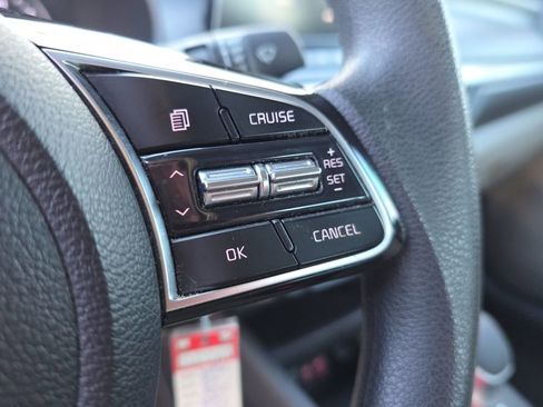 Used 2021 Kia Forte LXS image 32