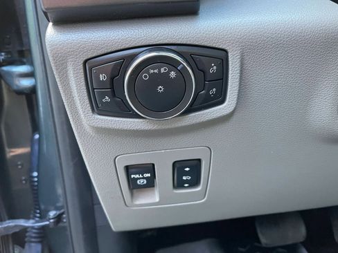 Used 2018 Ford F150 XLT w/ Equipment Group 302A Luxury image 22