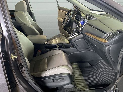 Used 2017 Honda CR-V Touring image 21