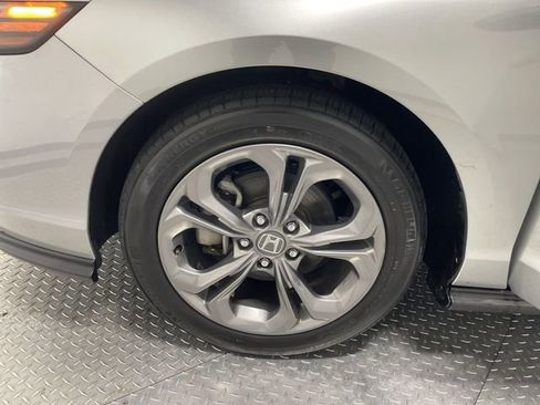 Used 2024 Honda Accord EX image 10