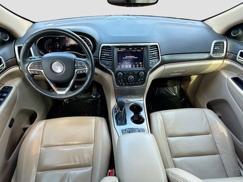 Used 2018 Jeep Grand Cherokee Limited image 15