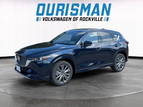 New 2025 MAZDA CX-5 Signature image 2