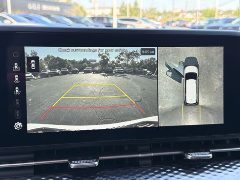 Used 2024 Kia Carnival SX Prestige FWD image 30