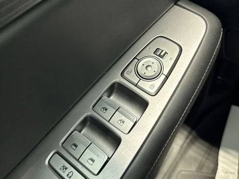 Used 2023 Hyundai Palisade Limited AWD/4WD image 19
