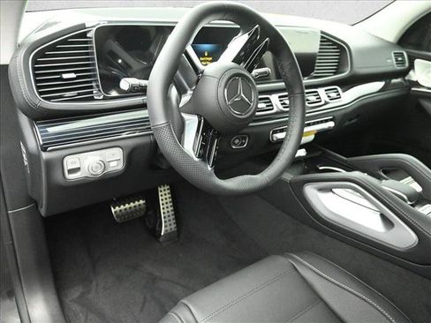 Used 2026 Mercedes-Benz GLS 450 4MATIC image 10