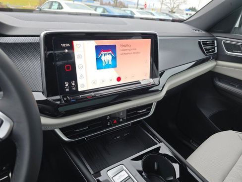 New 2026 Volkswagen Atlas Cross Sport SEL Premium R-Line image 33